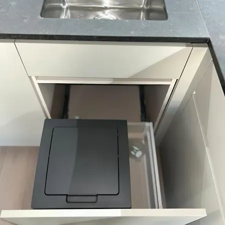 Jasminkas Host 1, Ruhig, Gratis Parkplatz Balkon & Im 1, Stockwerk *