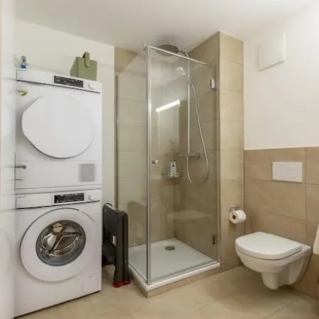 Jasminkas Host 1, Ruhig, Gratis Parkplatz Balkon & Im 1, Stockwerk * St. Gallen