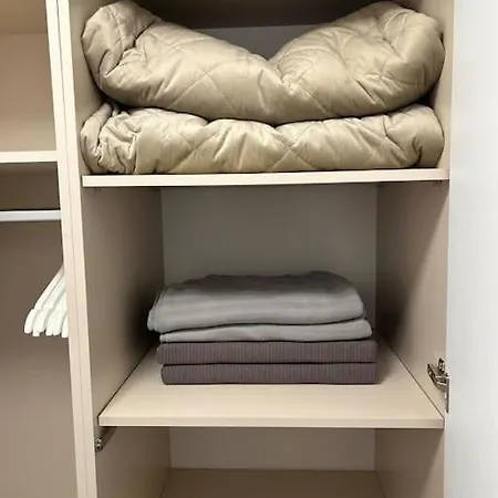 Jasminkas Host 1, Ruhig, Gratis Parkplatz Balkon & Im 1, Stockwerk Apartamento *