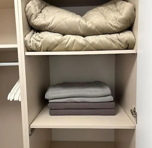 Jasminkas Host 1, Ruhig, Gratis Parkplatz Balkon & Im 1, Stockwerk Lägenhet *