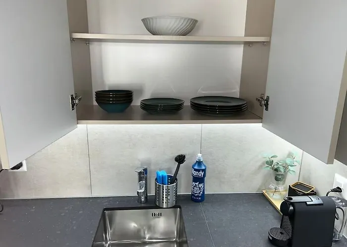 Jasminkas Host 1, Ruhig, Gratis Parkplatz Balkon & Im 1, Stockwerk