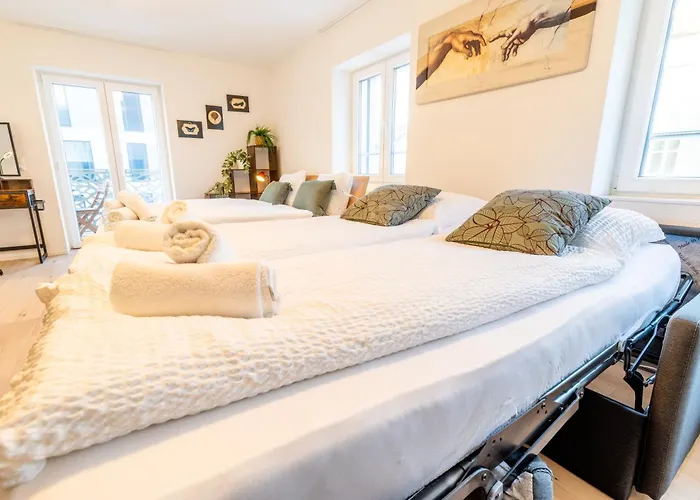 Jasminkas Host 1, Ruhig, Gratis Parkplatz Balkon & Im 1, Stockwerk Apartment St. Gallen