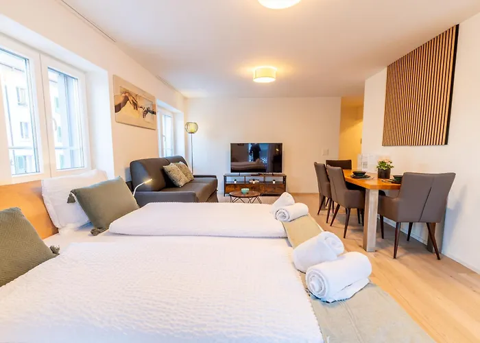 Jasminkas Host 1, Ruhig, Gratis Parkplatz Balkon & Im 1, Stockwerk *