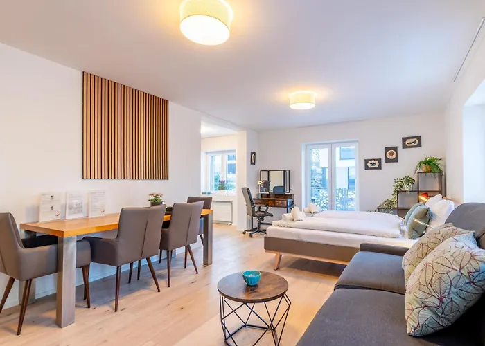 Apartment Jasminkas Host 1, Ruhig, Gratis Parkplatz Balkon & Im 1, Stockwerk *